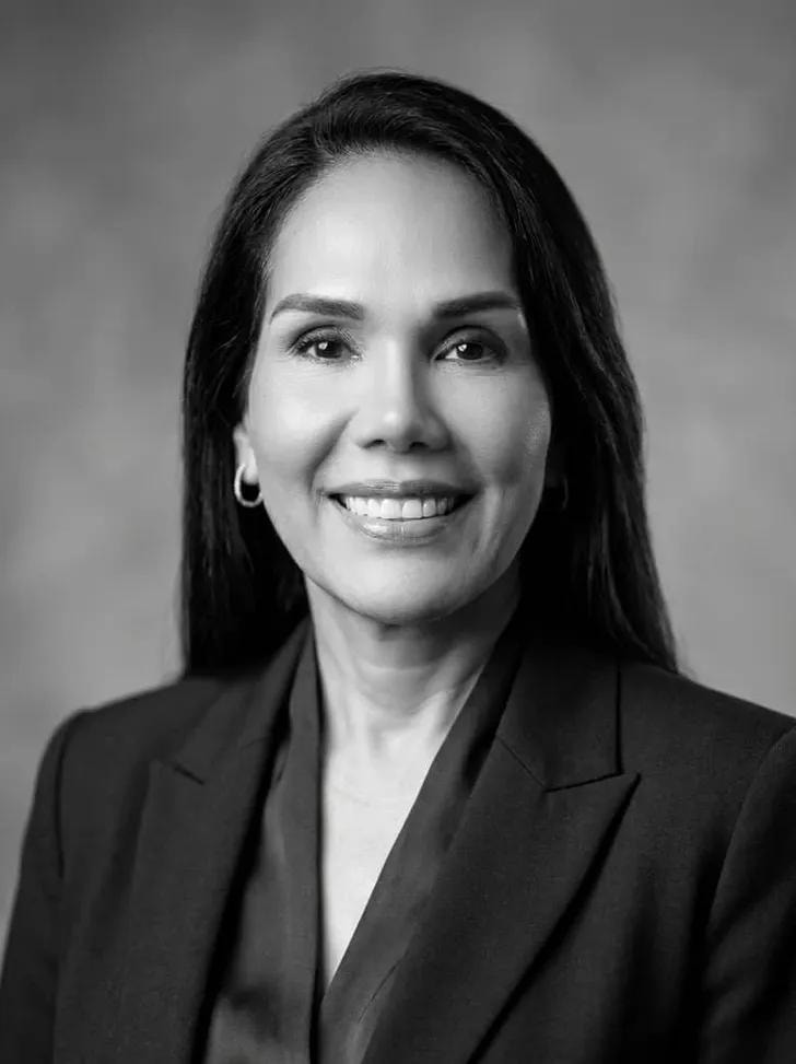 Elba Reyes